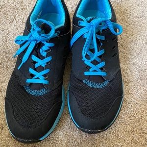 Vionic tennis shoes